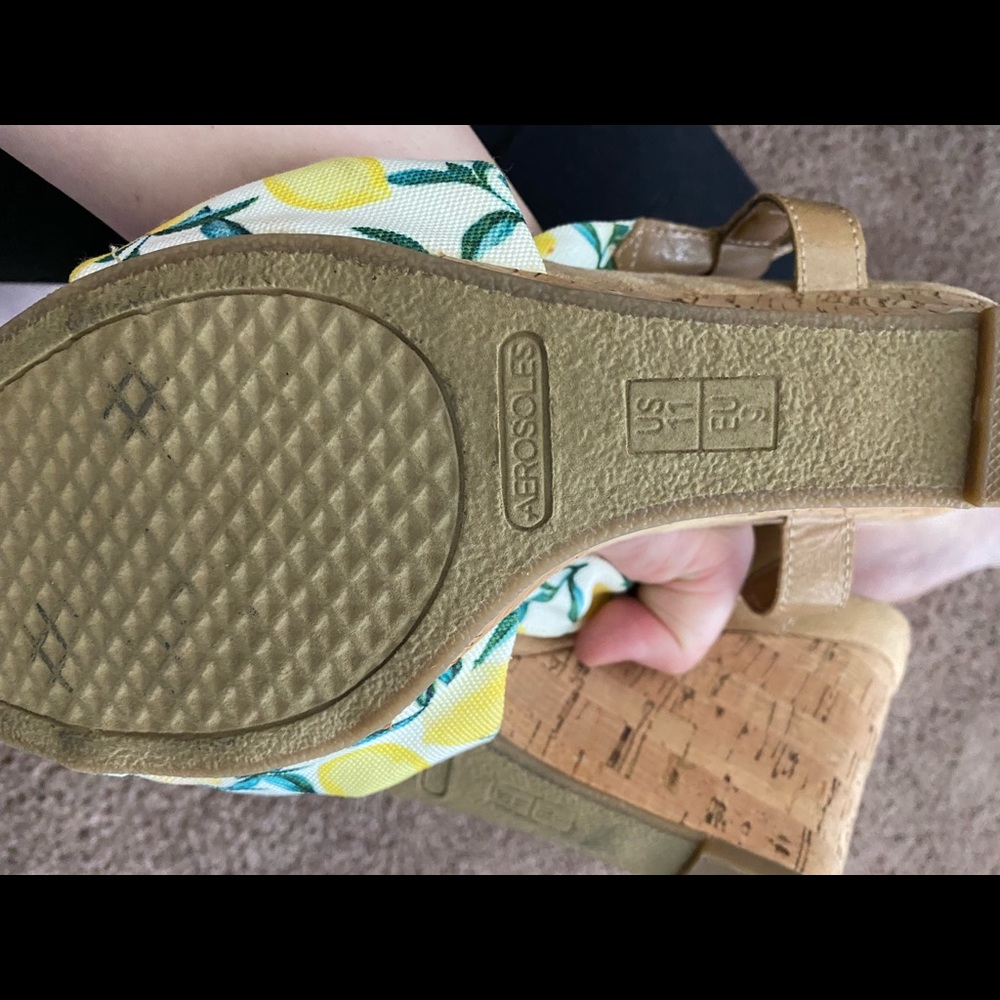 Shoes - Picture 2 of 3